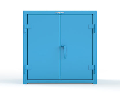 Light Blue (RAL 5012) / Blue (RAL 5001)