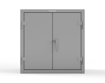 Dusty Gray (RAL 7037) / Red (RAL 3001)